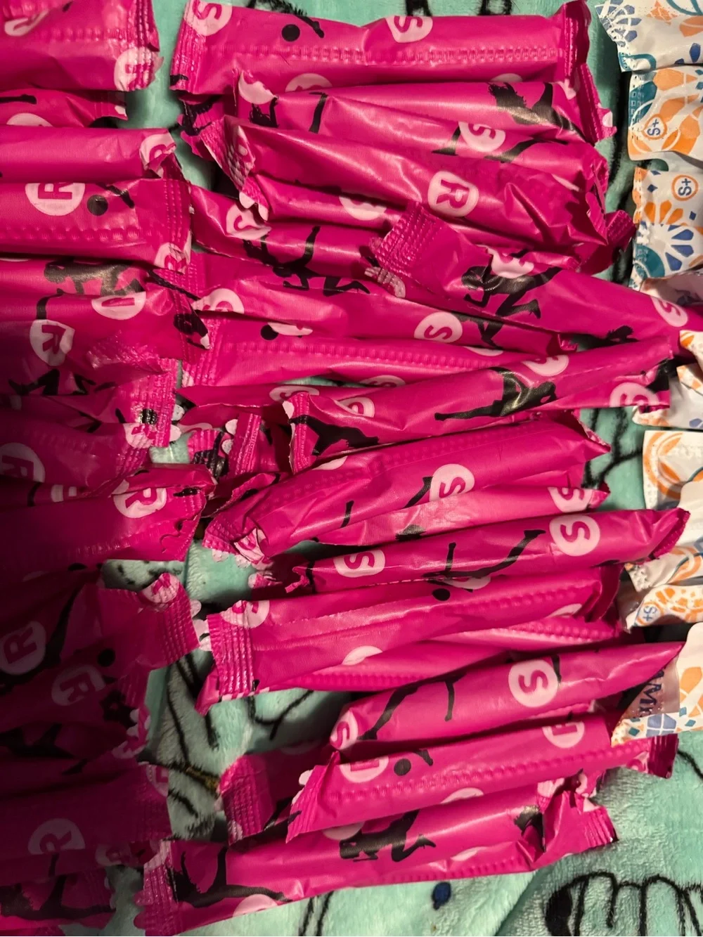 Tampons Lot of Regular, Super & Super+ total 65